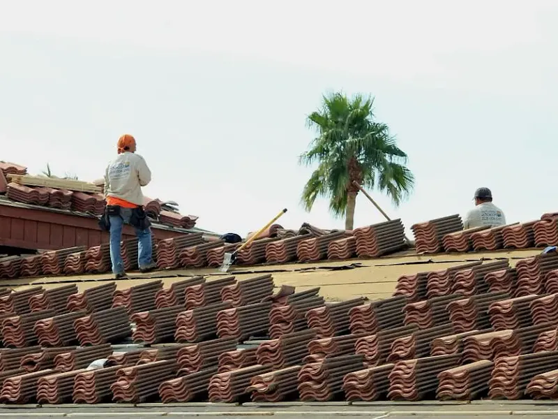 Roofing Contractor Residential 51afqi in Rock Springs, WY - Best Roofers Near Me | Rock Springs