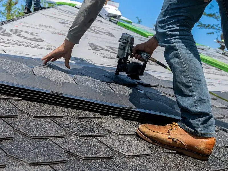 Service Repair Roof Repairs Hingles J8ssoa in Rock Springs, WY - Best Roofers Near Me | Rock Springs